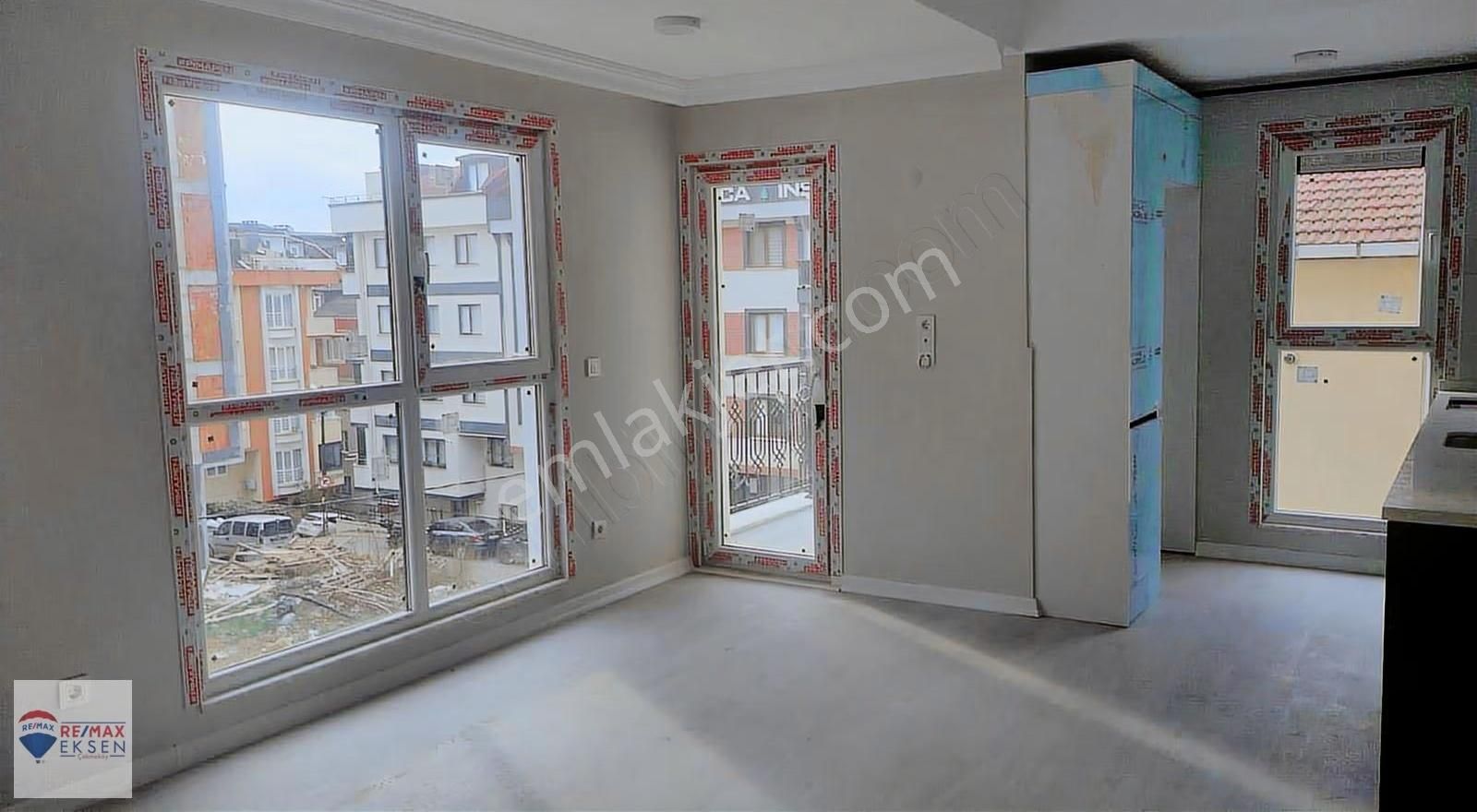Çekmeköy Mimarsinan Mahallesinde 2+1 Kiralık Daire - Görsel 12