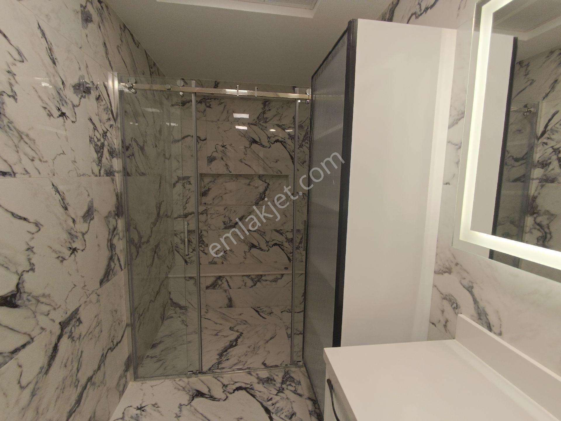 Kuşadası Merkezde Satılık 3+1 Sıfır Daire - Görsel 14