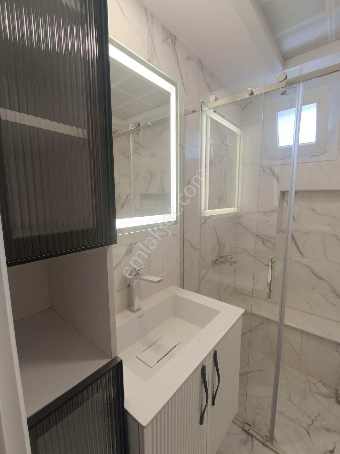 Kuşadası Merkezde Satılık 3+1 Sıfır Daire - Görsel 32