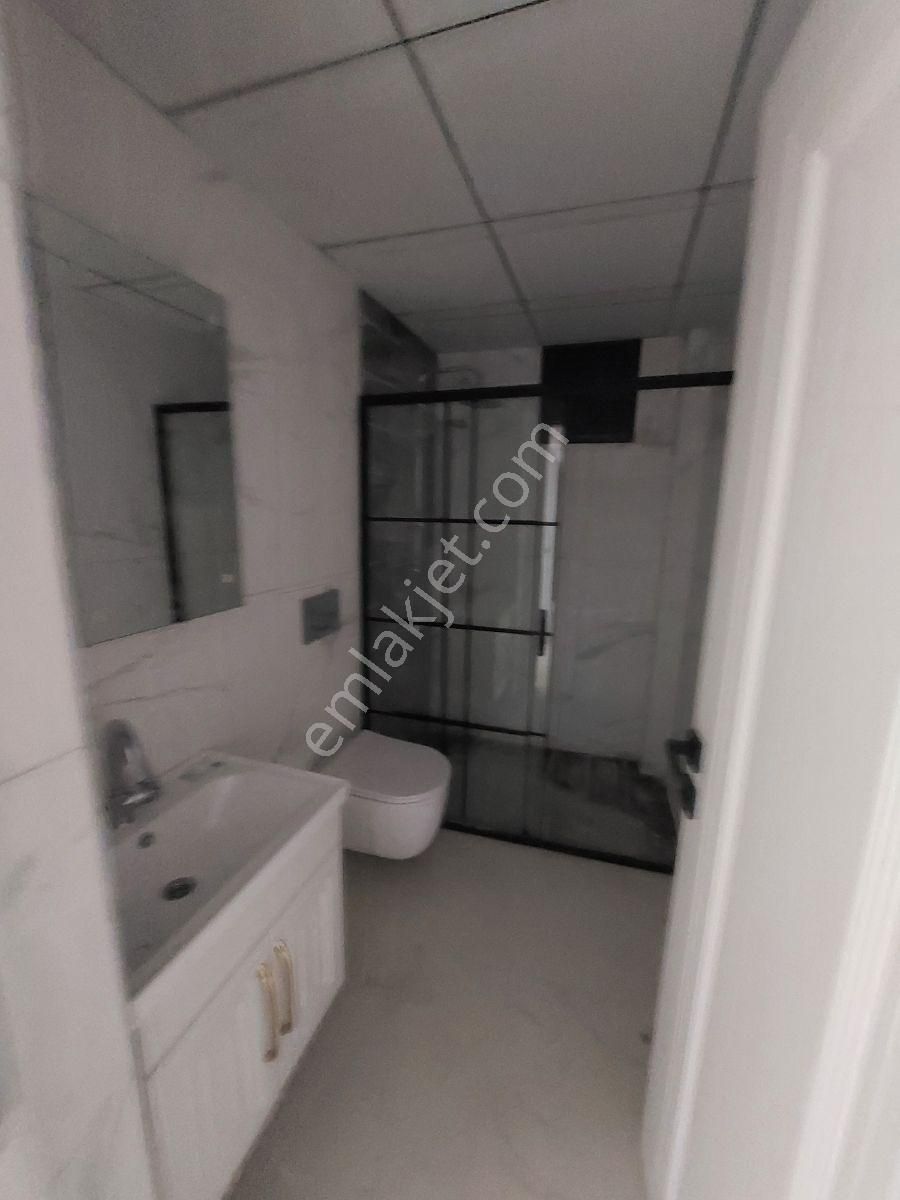 Kapalı Otoparklı-asansörlü-3+1 Arakat Sıfır Daire... - Görsel 24