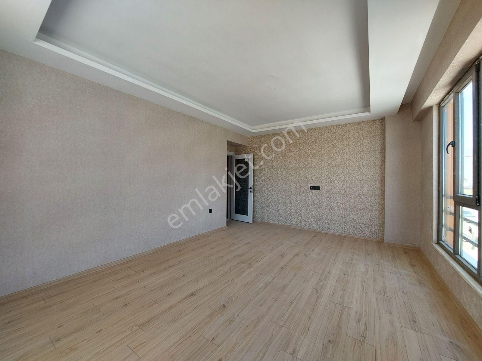 Kapalı Otoparklı-asansörlü-3+1 Arakat Sıfır Daire... - Görsel 21