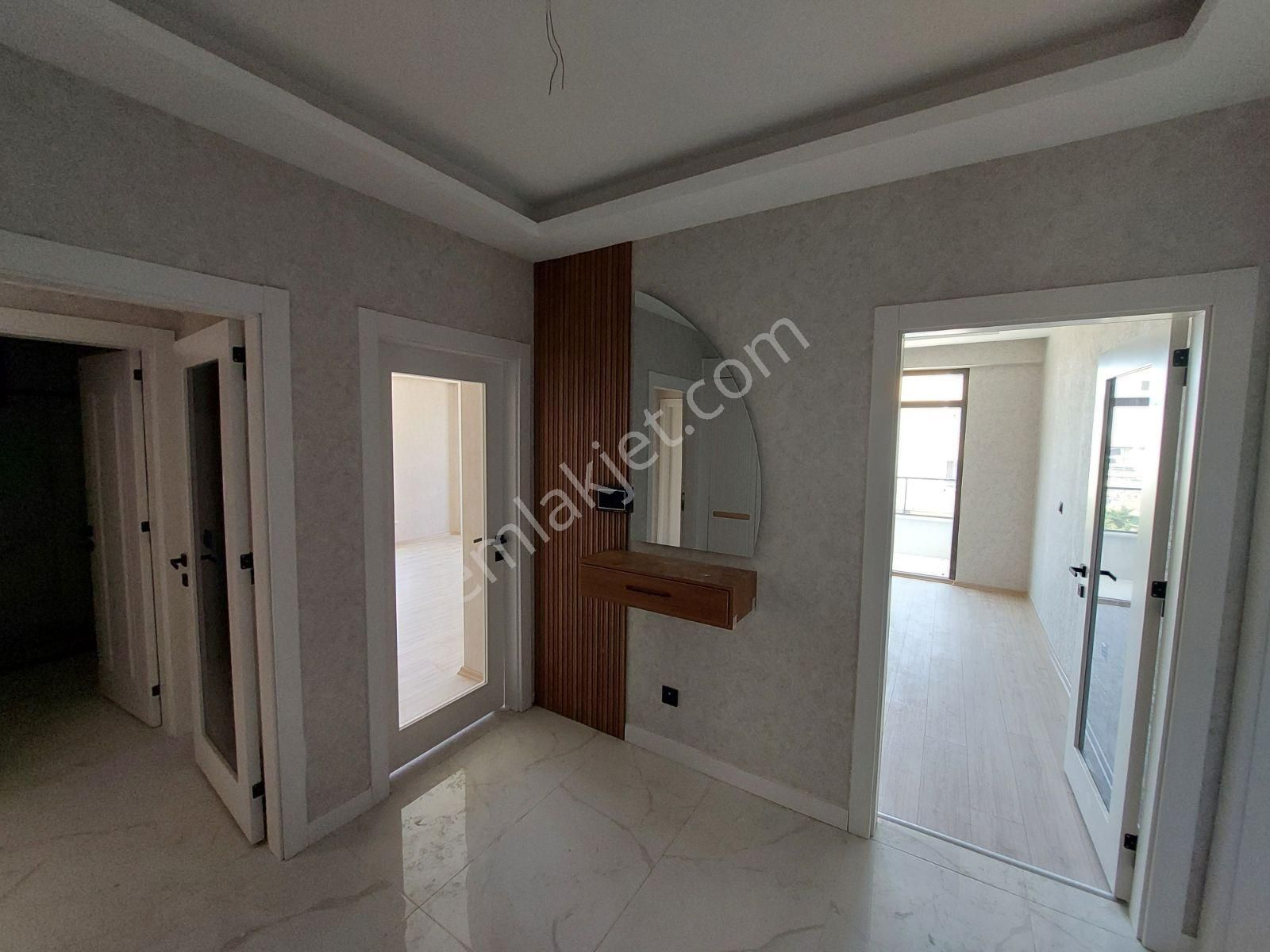 Kapalı Otoparklı-asansörlü-3+1 Arakat Sıfır Daire... - Görsel 22