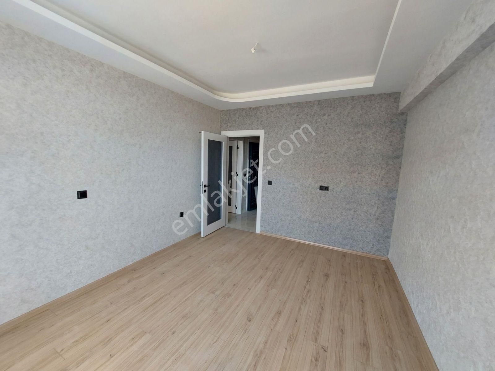 Kapalı Otoparklı-asansörlü-3+1 Arakat Sıfır Daire... - Görsel 32