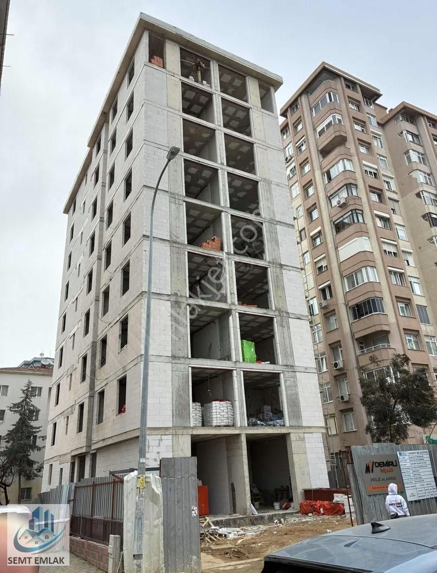 Semt Emlaktan Merdivenköy De Sıfır Satılık Daire - Görsel 2