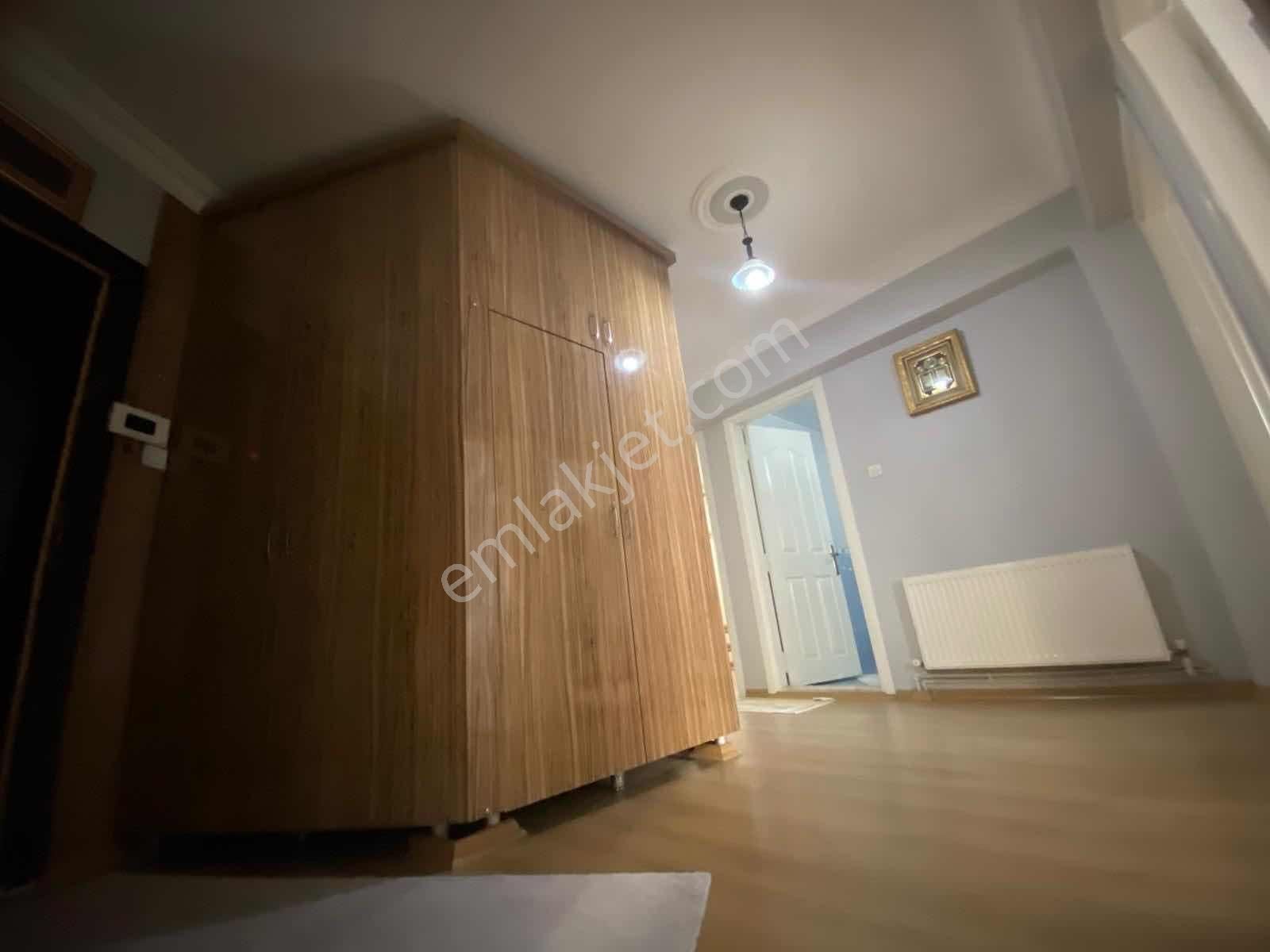 Alaybey Mahallesinde 17 Yaşında 3+1 Asansörlü Ara Kat Fırsatı - Görsel 6