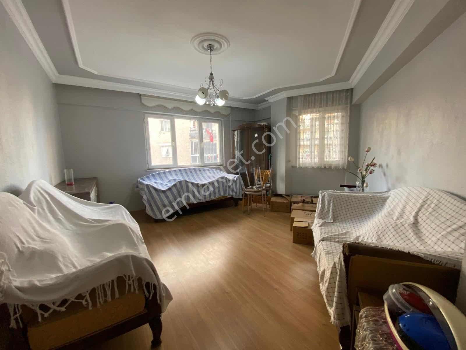 Alaybey Mahallesinde 17 Yaşında 3+1 Asansörlü Ara Kat Fırsatı - Görsel 21