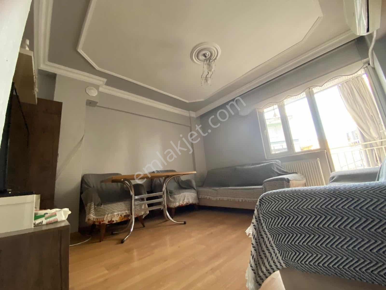 Alaybey Mahallesinde 17 Yaşında 3+1 Asansörlü Ara Kat Fırsatı - Görsel 13