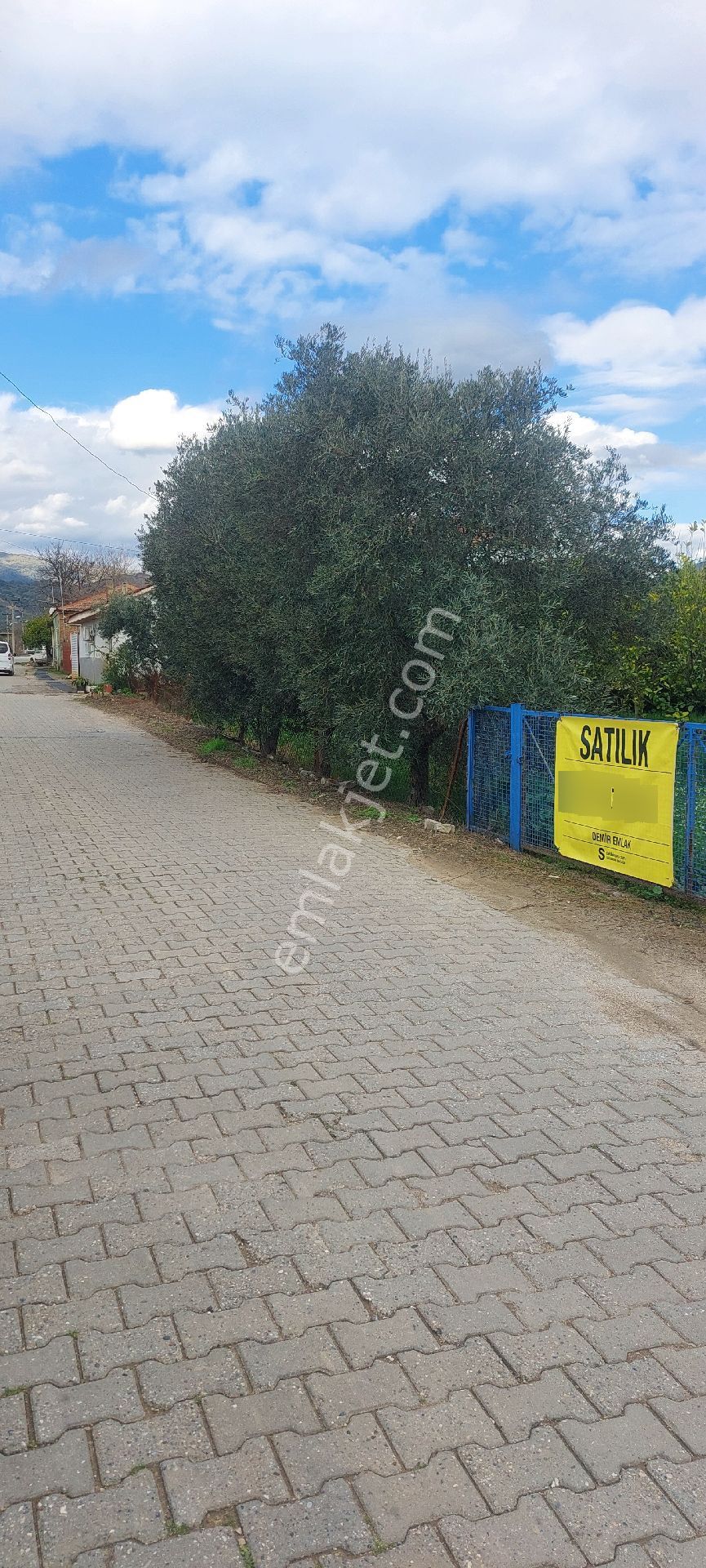 Nazilli Güzelköy'de Satılık 1.880 M2 Mükemmel Konumda Köy İçi Yol Üstünde Satılık Fırsat Arsa - Görsel 15