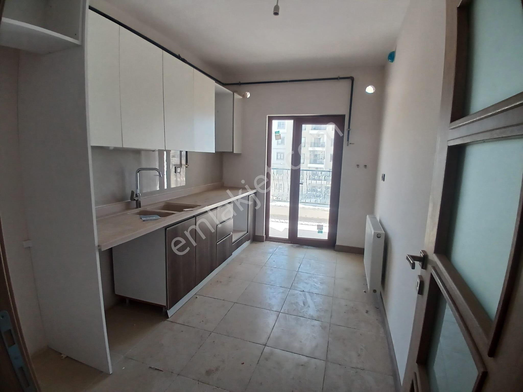 Adana Sarıçam Buruk Tokilerde Yola Yakın Otobüs Duraklarına Yakın Zemin Kat 2+1 Kiralık - Görsel 5