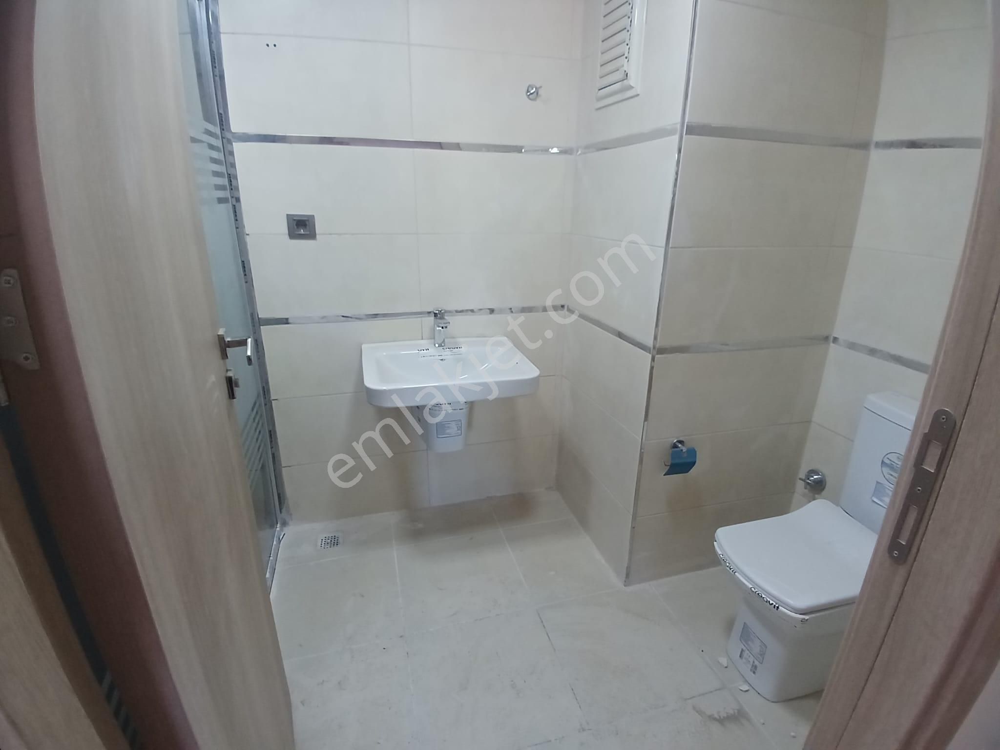 Adana Sarıçam Buruk Tokilerde Yola Yakın Otobüs Duraklarına Yakın Zemin Kat 2+1 Kiralık - Görsel 16