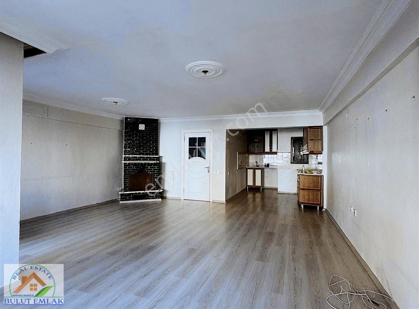 Bulut'tan Marmaris Merkezde 2+1 Kiralık Geniş Daire - Görsel 12