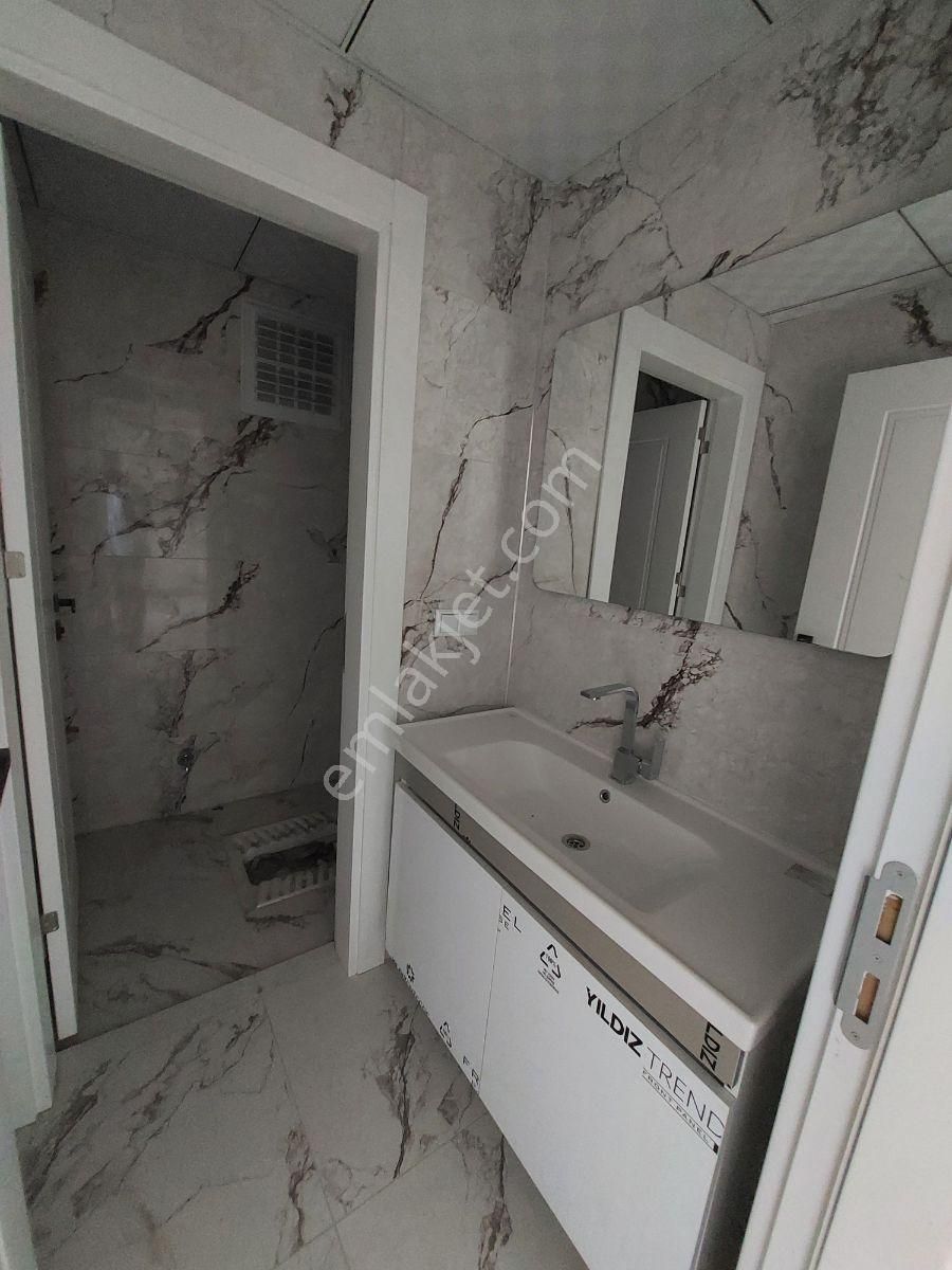 Selahattin Eyyubi Mah.de Kapalı Otoparklı, Asansörlü,sıfır Daır - Görsel 14