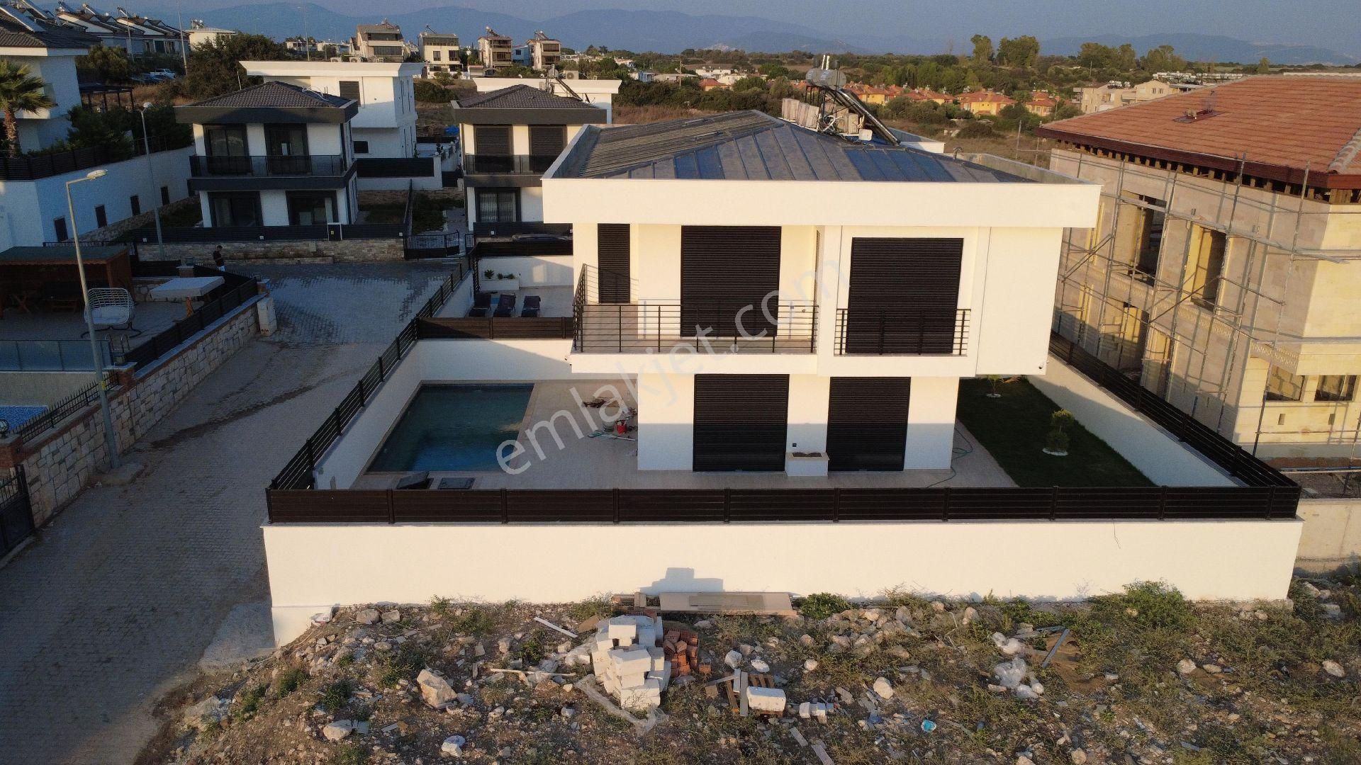 Didim Altınkumda Satlık Ultra Lüks Havuzlu Müstskil Villa - Görsel 4