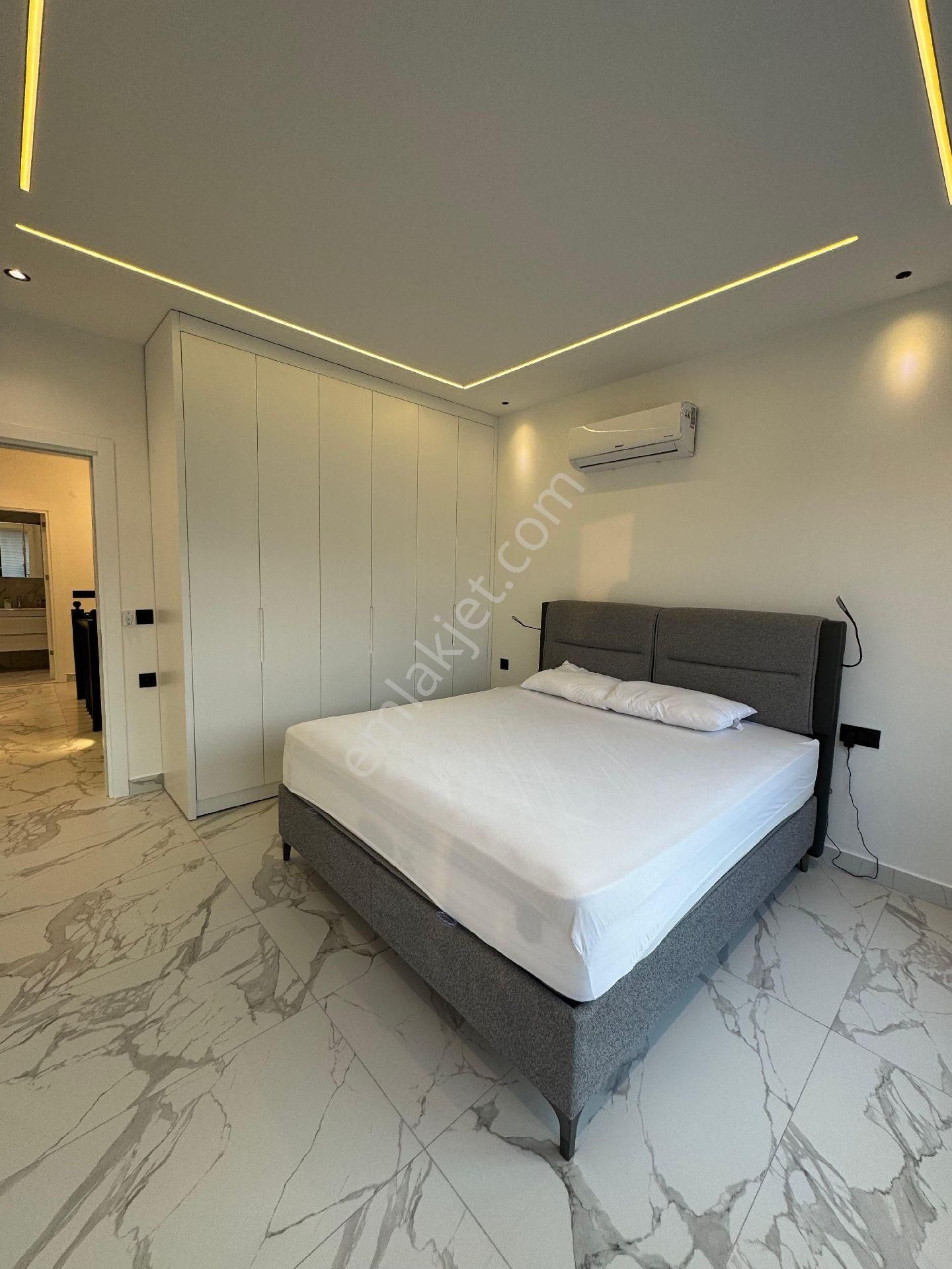 Didim Altınkumda Satlık Ultra Lüks Havuzlu Müstskil Villa - Görsel 24