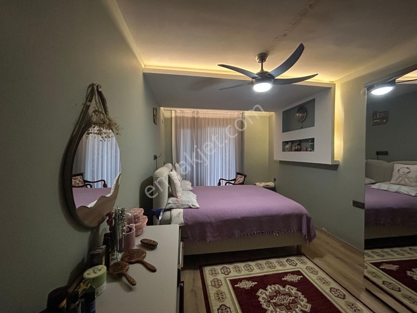 Kuşadası Merkeze Yakın Kapalı Mutfak Arakat Kapalı Otapark 3+1 Sayltil - Görsel 16