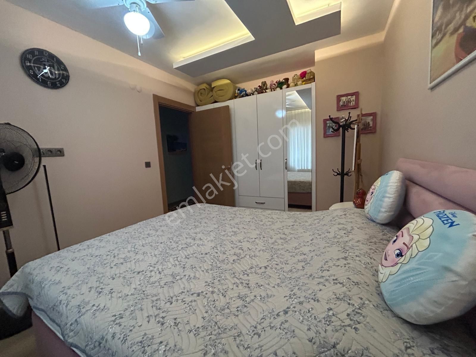 Kuşadası Merkeze Yakın Kapalı Mutfak Arakat Kapalı Otapark 3+1 Sayltil - Görsel 19