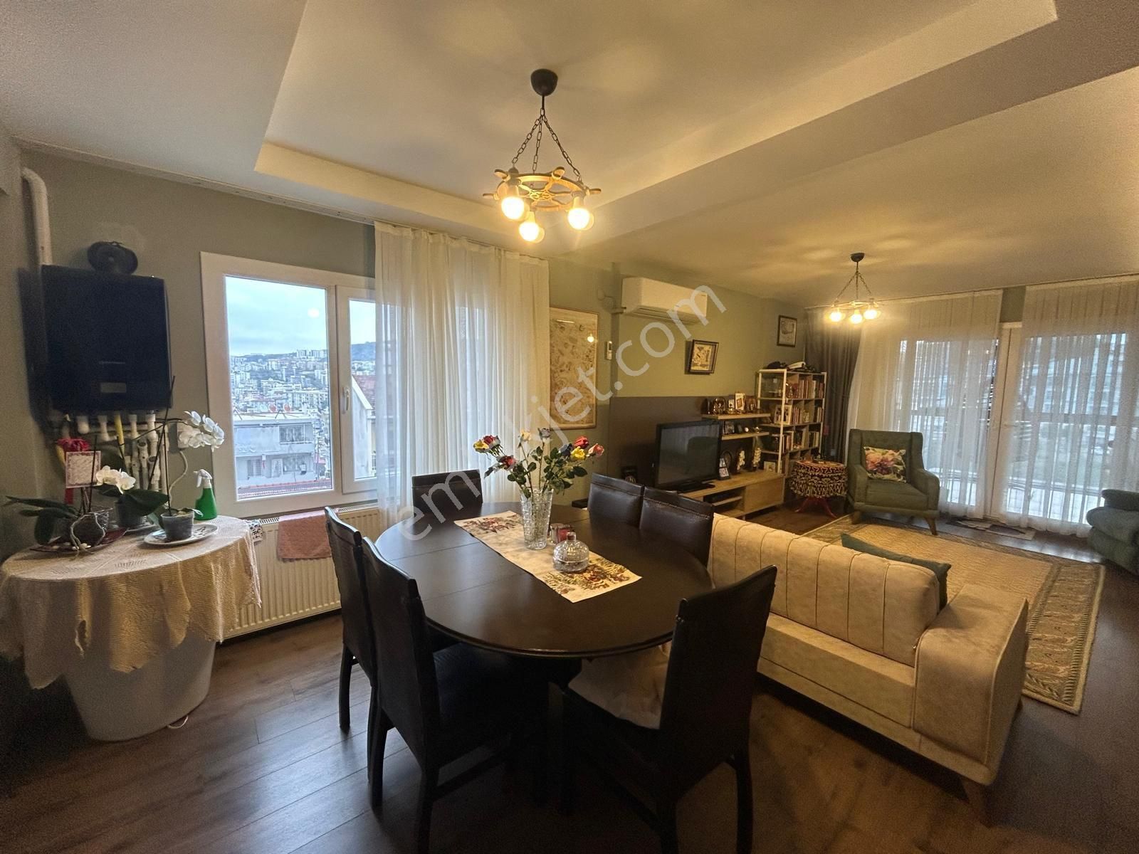 Kuşadası Merkeze Yakın Kapalı Mutfak Arakat Kapalı Otapark 3+1 Sayltil - Görsel 10