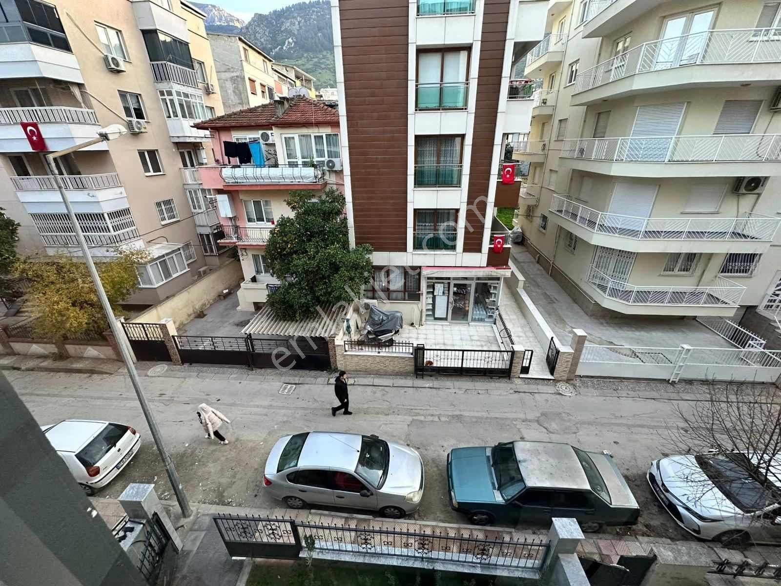 Tevfikiye Mahallesinde Ultra Lüks 2+1 Lüks Ara Kat Fırsatı - Görsel 14