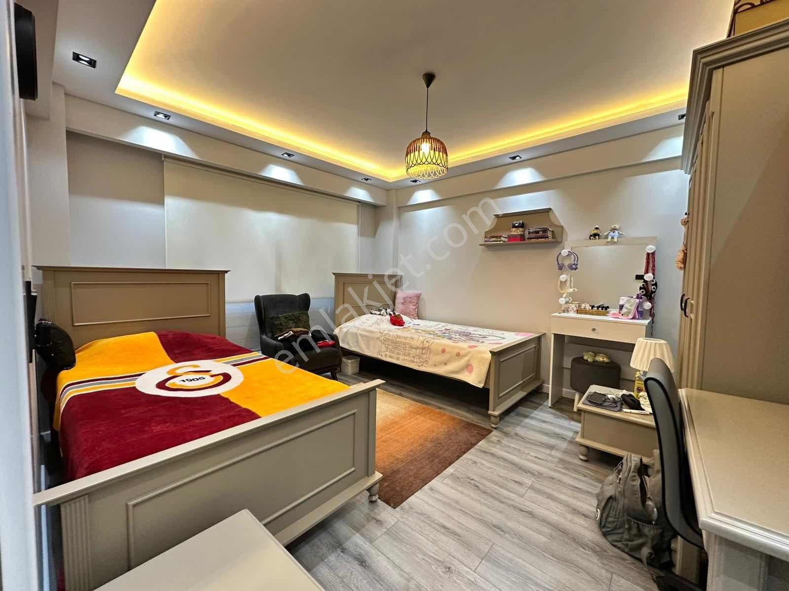Tevfikiye Mahallesinde Ultra Lüks 2+1 Lüks Ara Kat Fırsatı - Görsel 19