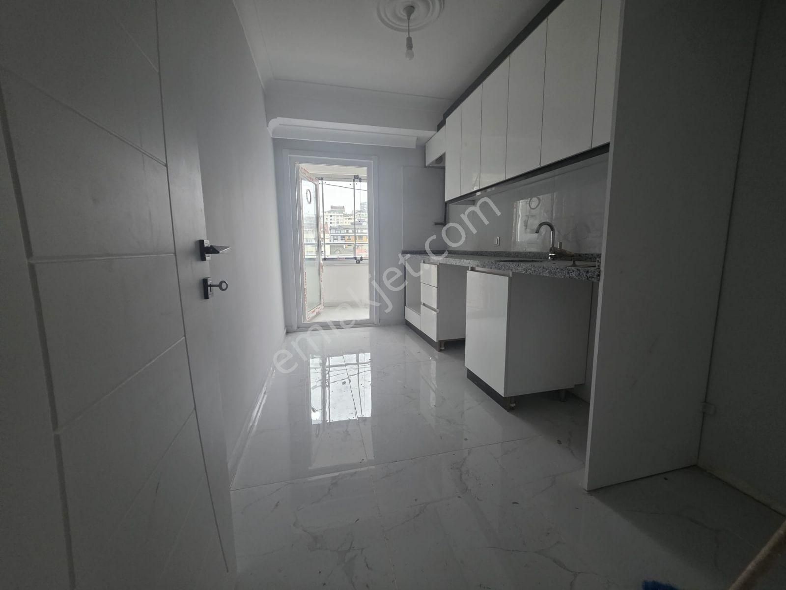 Mimar Yapıdan Satılık Öncephe 2+1 Arakat Daire - Görsel 2