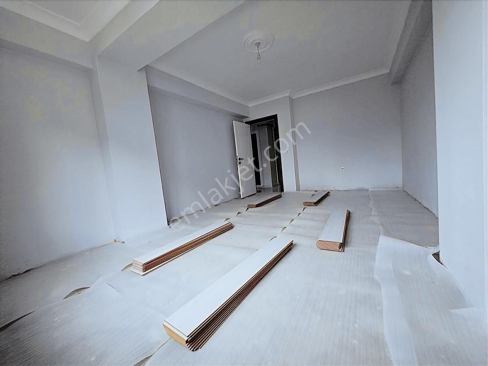 Mimar Yapıdan Satılık Öncephe 2+1 Arakat Daire - Görsel 14