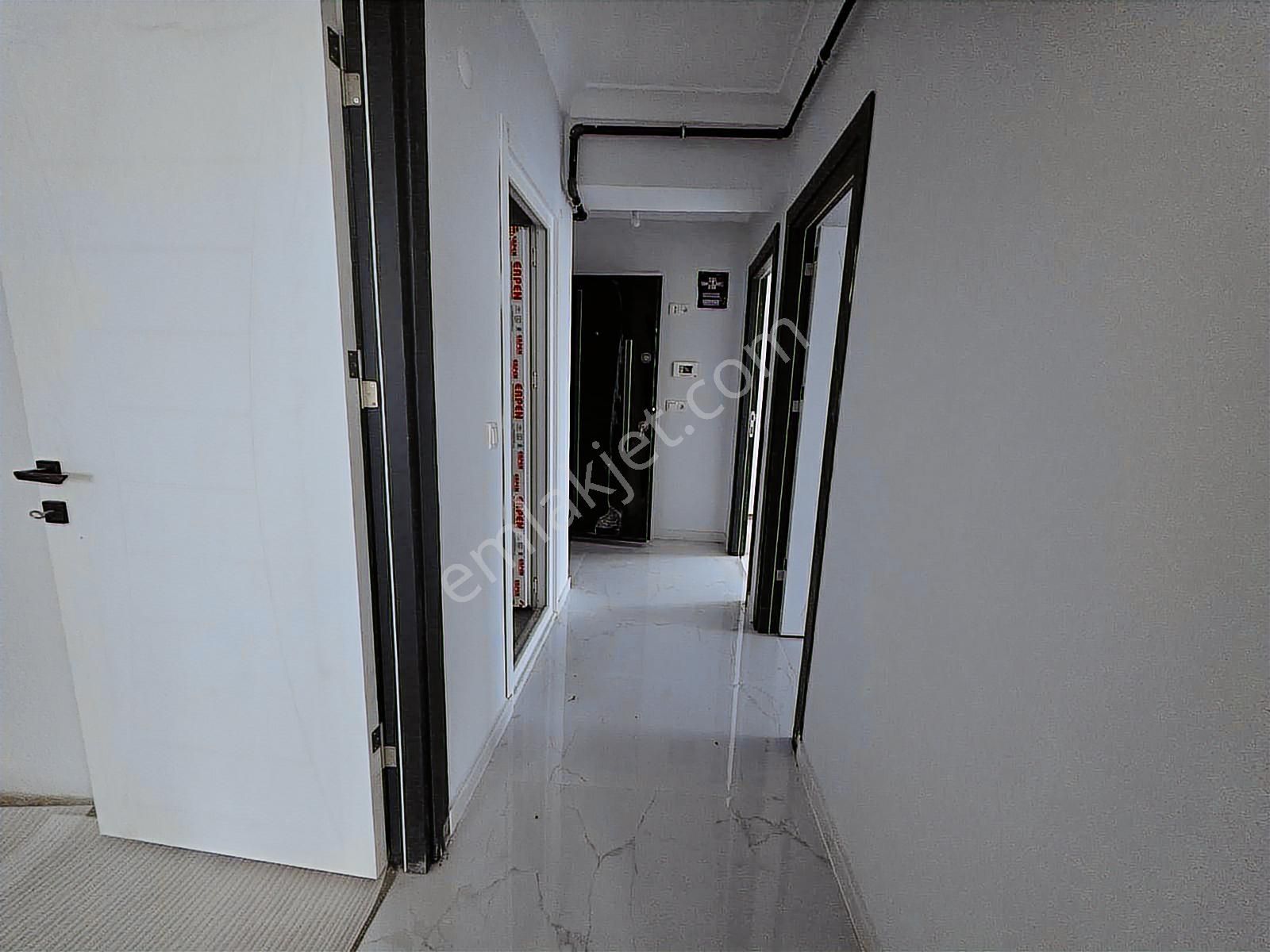 Mimar Yapıdan Satılık Öncephe 2+1 Arakat Daire - Görsel 19