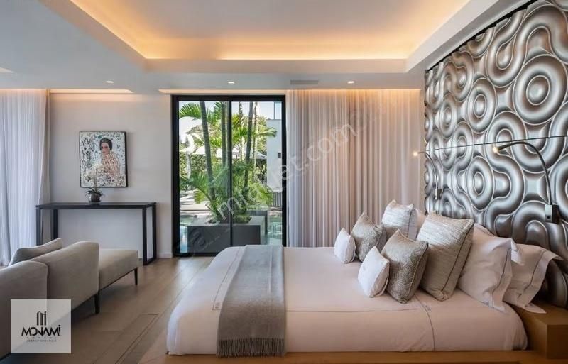 Villa Ortak Havuz 4+1 320 M2 Sahil 300 Metre - Görsel 16