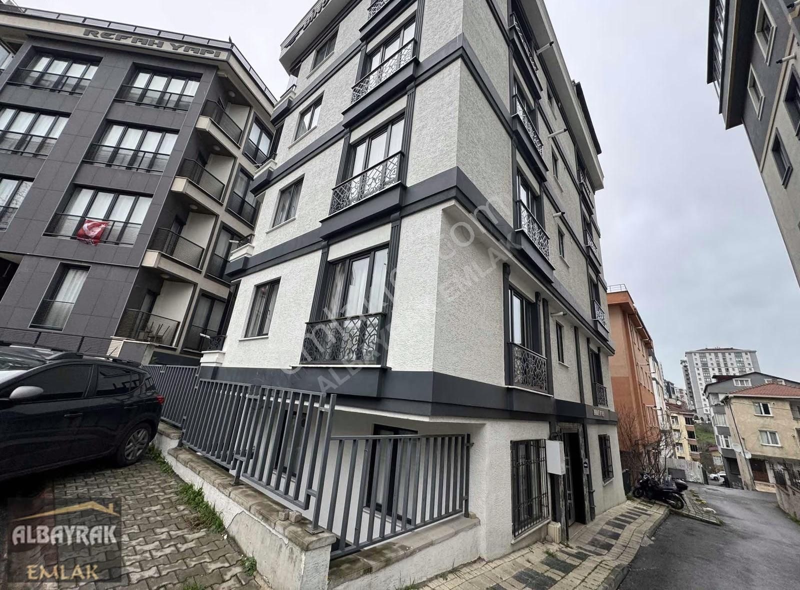 Albayrak Emlatan Bahçe Kullanımlı Sıfır Ankastreli Daire