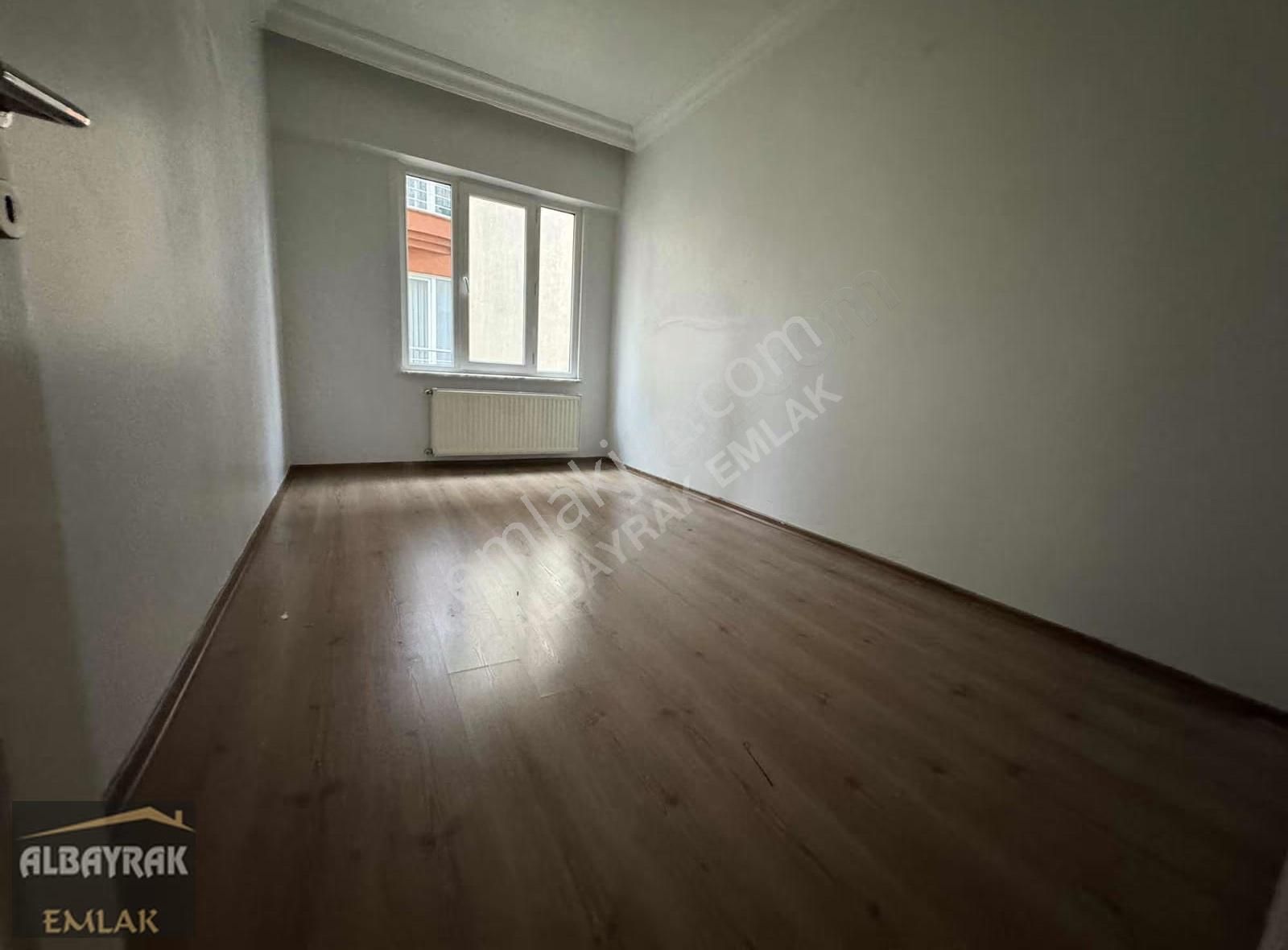 Albayrak Emlaktan Ara Kat Balkonlu İtfaiye Yani Daıre - Görsel 30