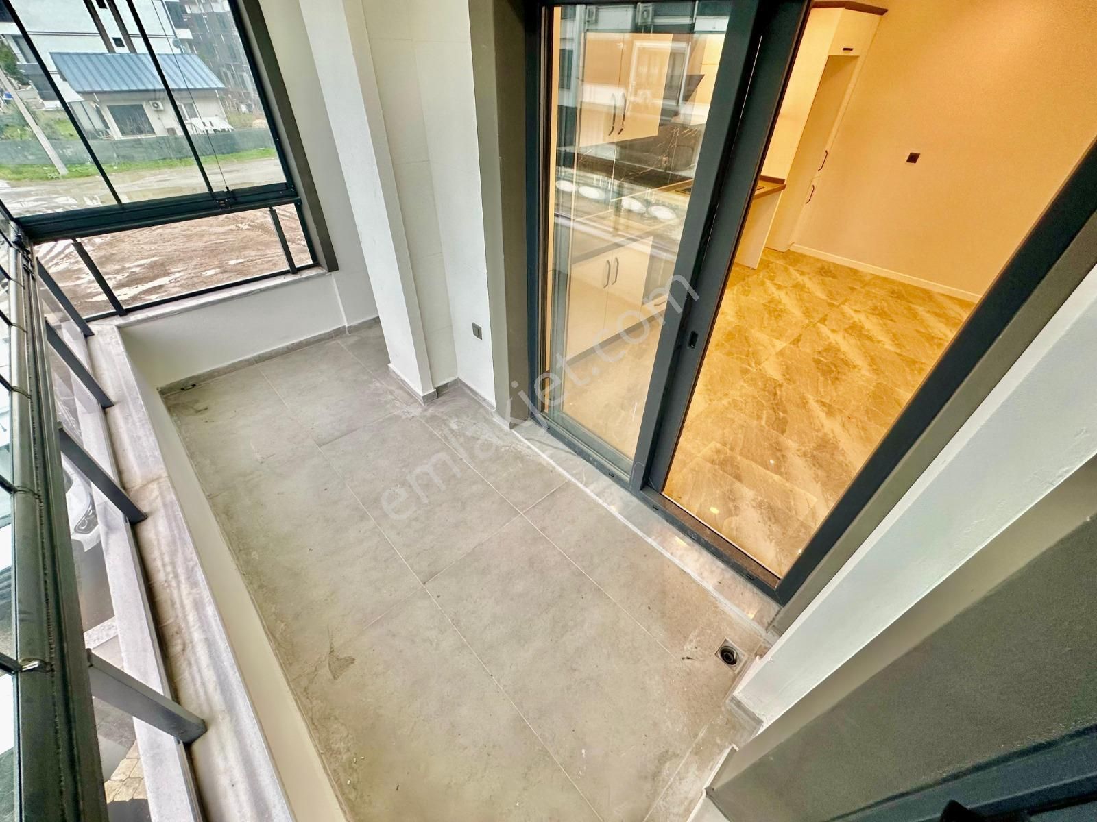 🏡 Referans'tan Altınkum'da Denize 550 M Ebeveyn Banyolu Ayrı Mutfak 2+1 Daire - Görsel 18