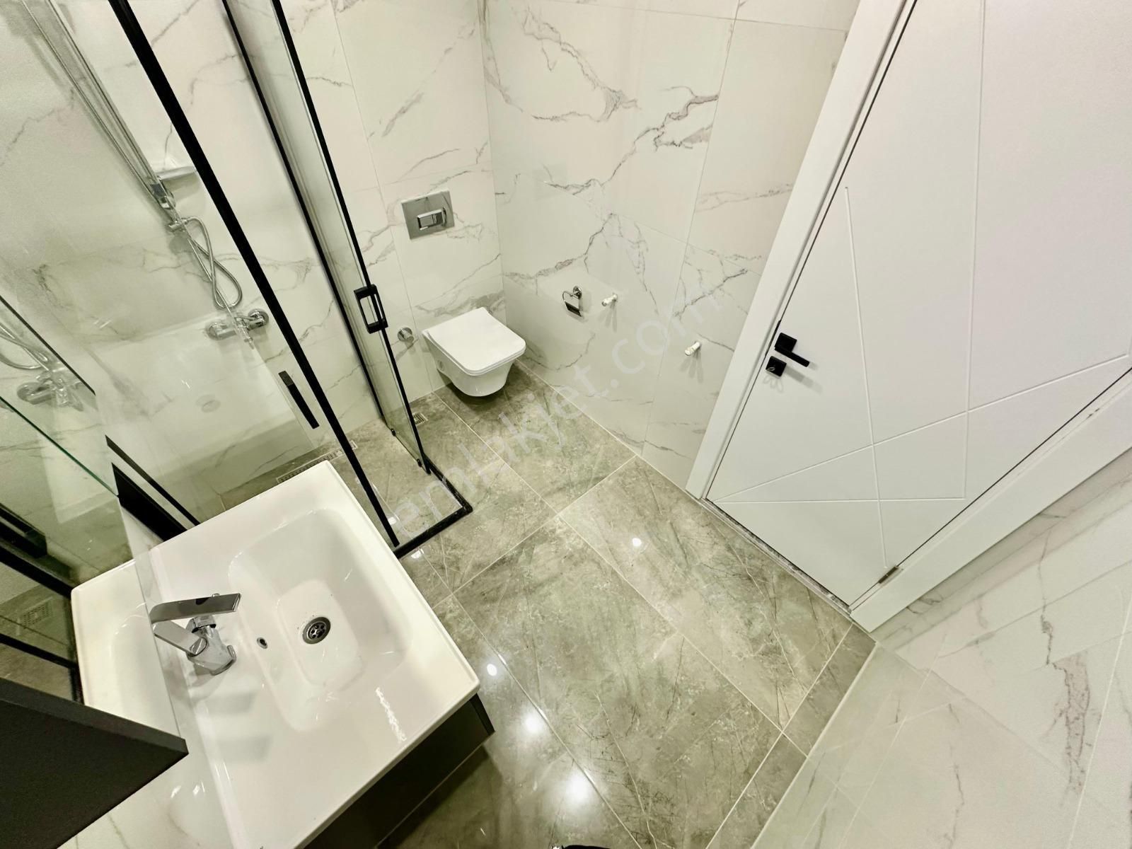 🏡 Referans'tan Altınkum'da Denize 550 M Ebeveyn Banyolu Ayrı Mutfak 2+1 Daire - Görsel 8