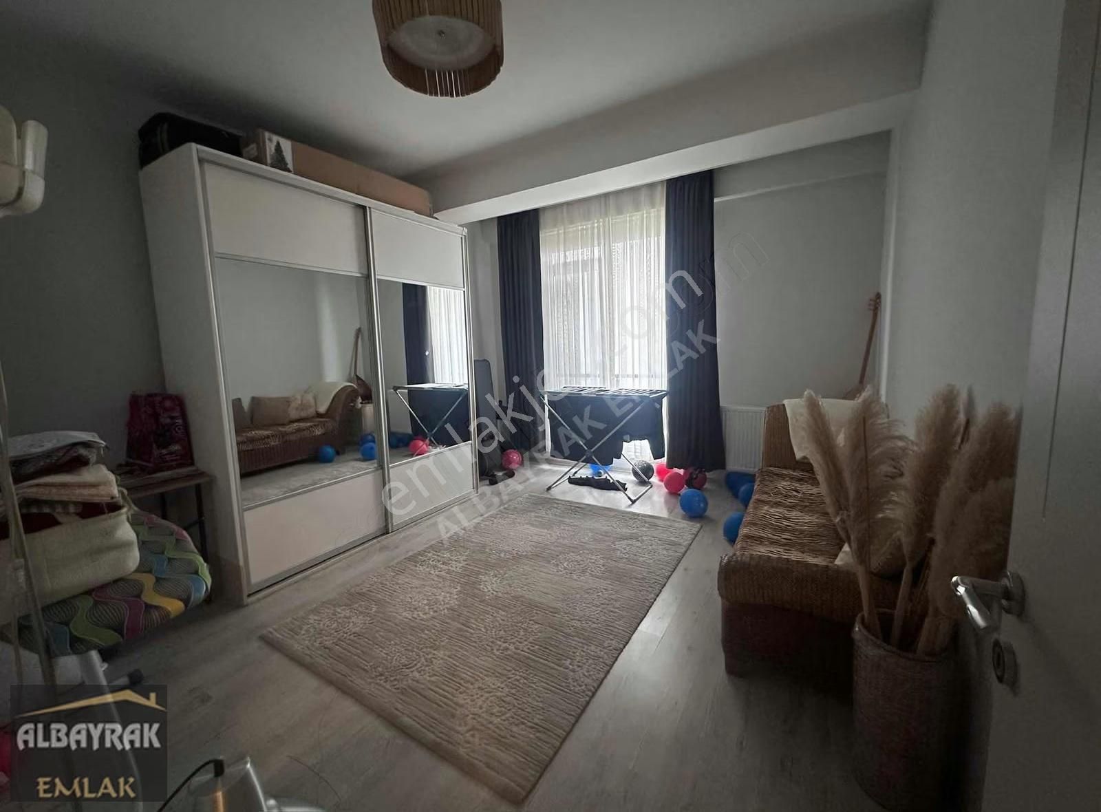 Albayrak Emlaktan Tantavide Cadde Üzeri Kullanışlı Daire - Görsel 34