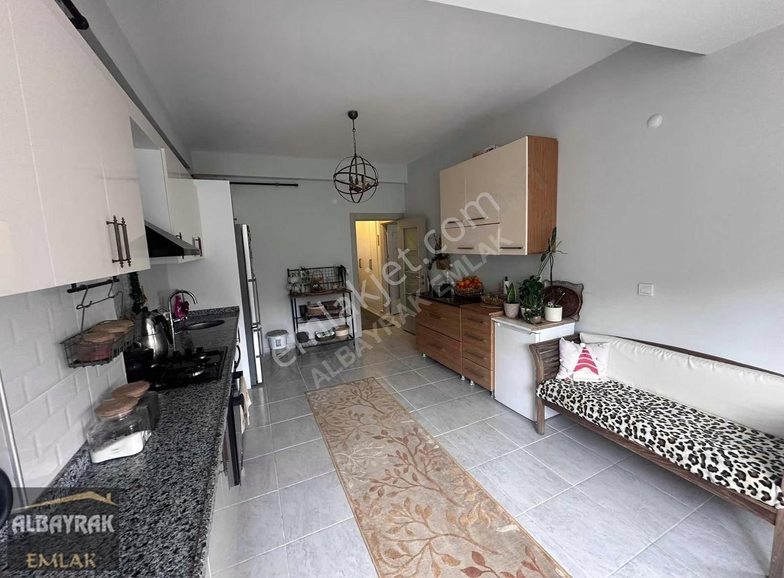 Albayrak Emlaktan Tantavide Cadde Üzeri Kullanışlı Daire - Görsel 10