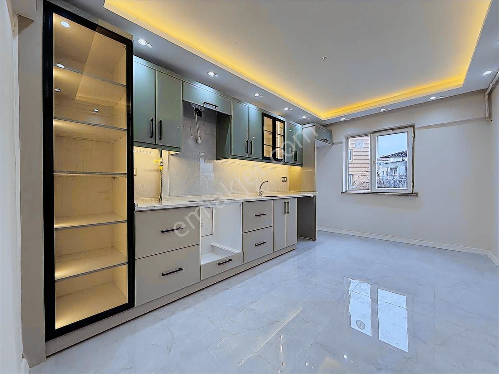 Emlak Center'dan Kuşlubahçe Mah Satılık 2+1 Kapalı Mutfaklı Ev - Görsel 5