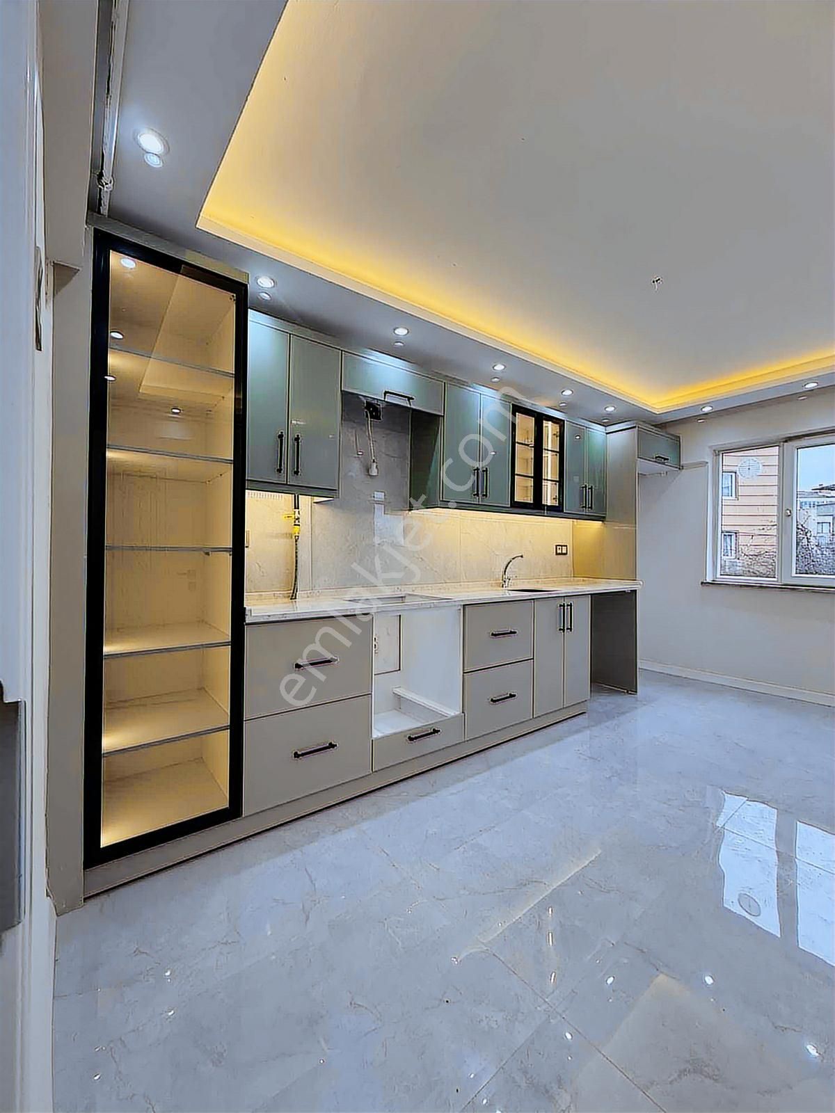 Emlak Center'dan Kuşlubahçe Mah Satılık 2+1 Kapalı Mutfaklı Ev - Görsel 8