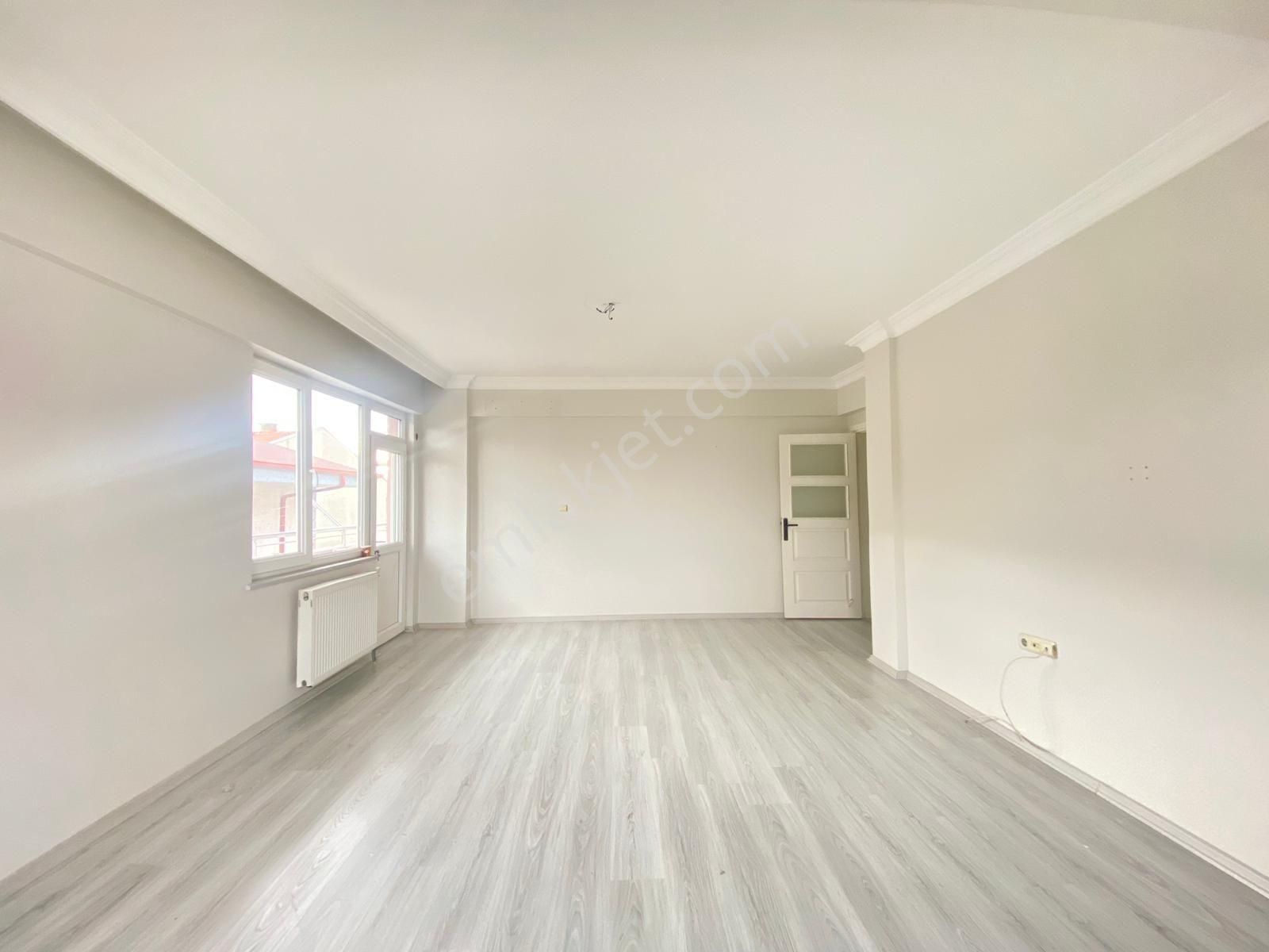 Çobanceșme Mahallesinde 3+1 Daire - Görsel 6