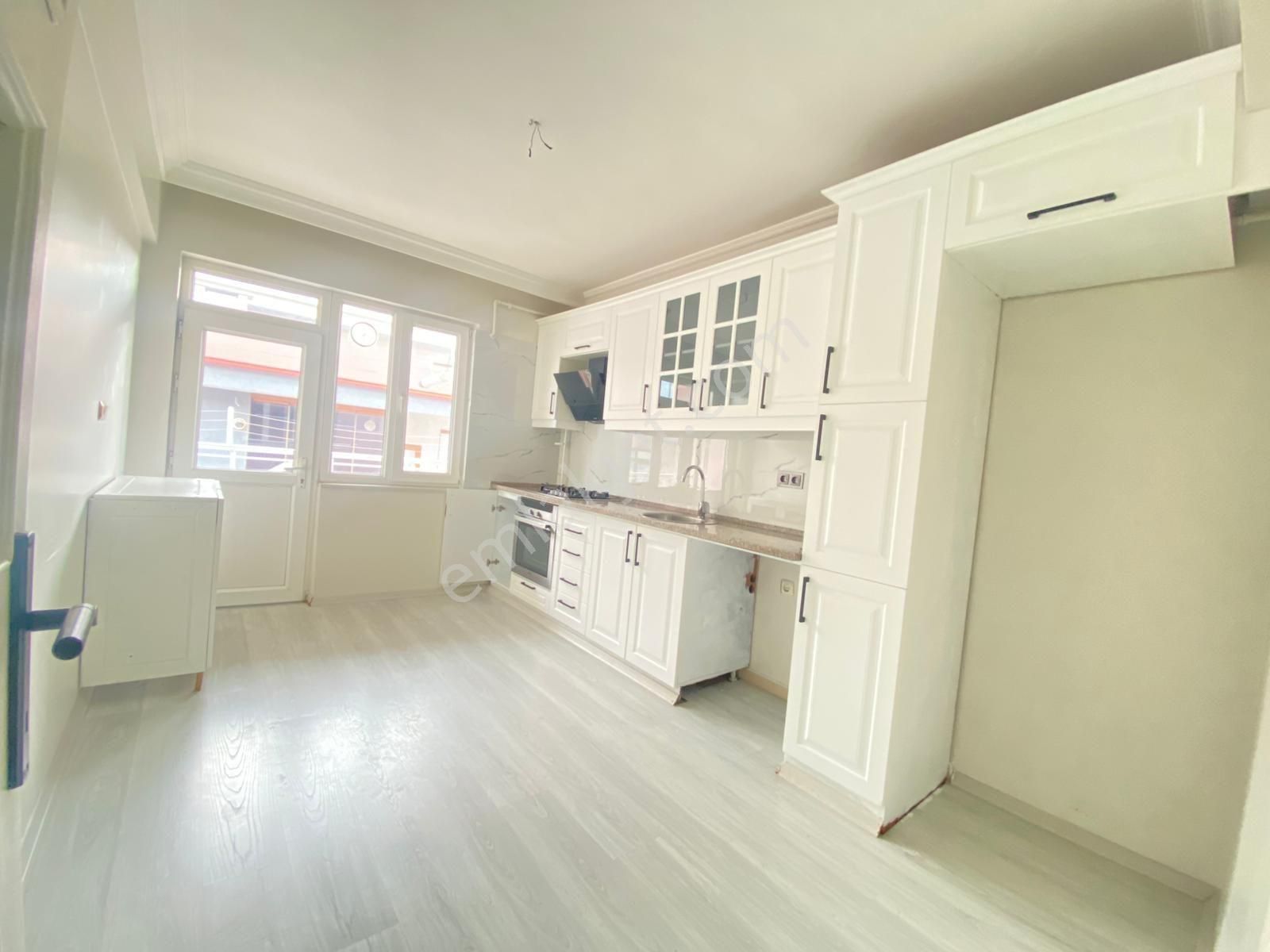 Çobanceșme Mahallesinde 3+1 Daire - Görsel 2