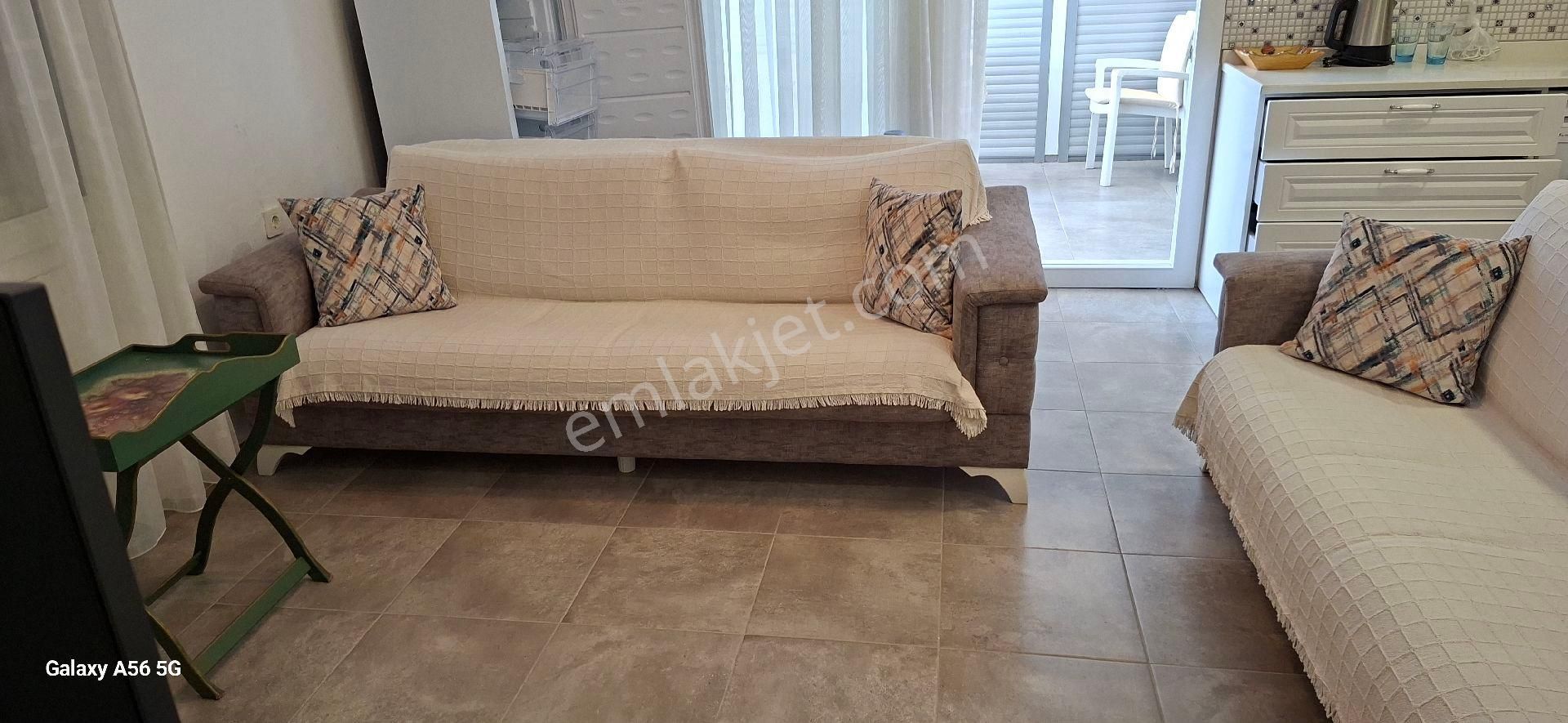 Kuşadası Davutlar Sahilınde Denize Sıfır Sitede Tek Müstakil Emsalsiz Villa - Görsel 33