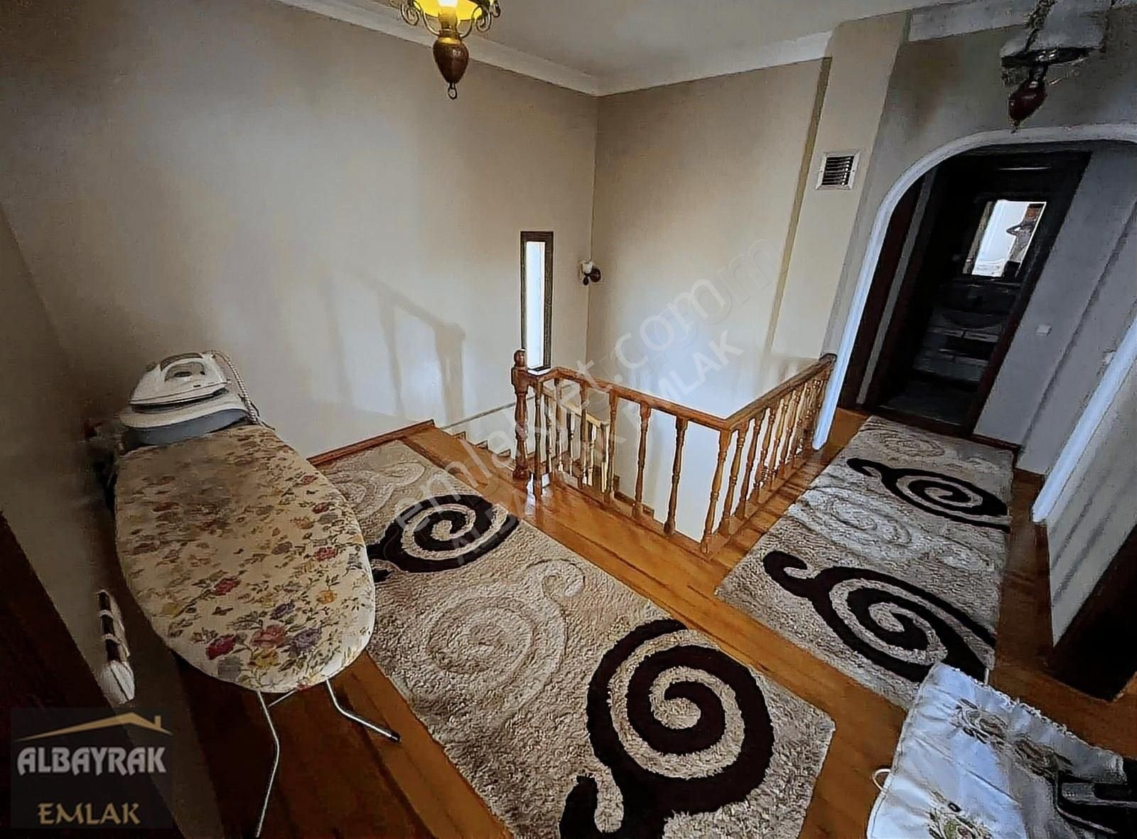 Albayrak'tan Şehir Merkezinde 462m2 Arsa İçinde 3 Kat Villa - Görsel 6