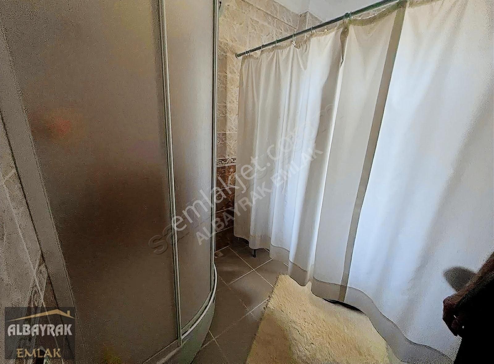 Albayrak'tan Şehir Merkezinde 462m2 Arsa İçinde 3 Kat Villa - Görsel 4