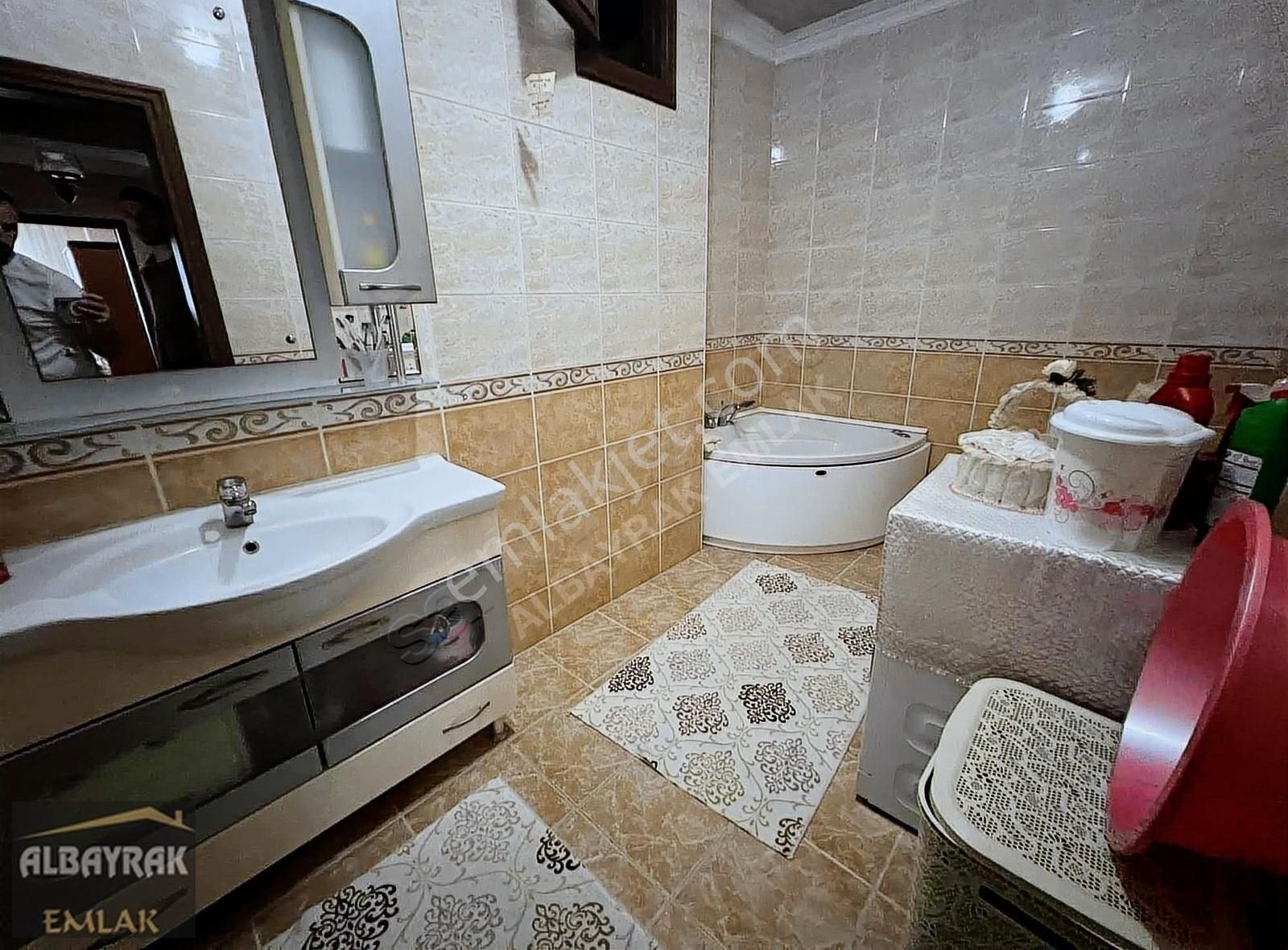 Albayrak'tan Şehir Merkezinde 462m2 Arsa İçinde 3 Kat Villa - Görsel 2