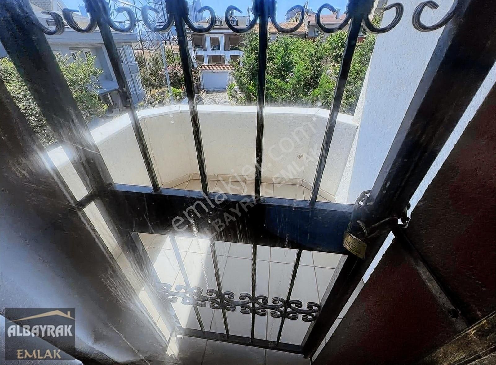 Albayrak'tan Şehir Merkezinde 462m2 Arsa İçinde 3 Kat Villa - Görsel 33