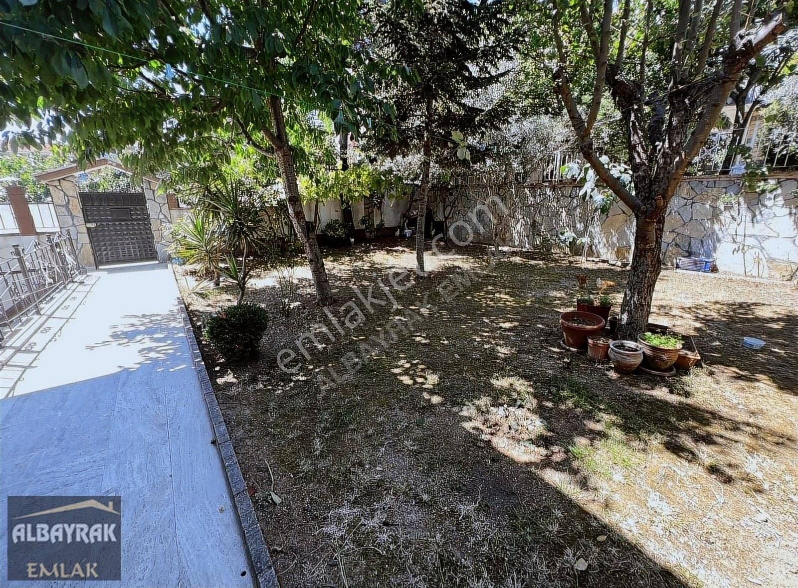 Albayrak'tan Şehir Merkezinde 462m2 Arsa İçinde 3 Kat Villa - Görsel 12