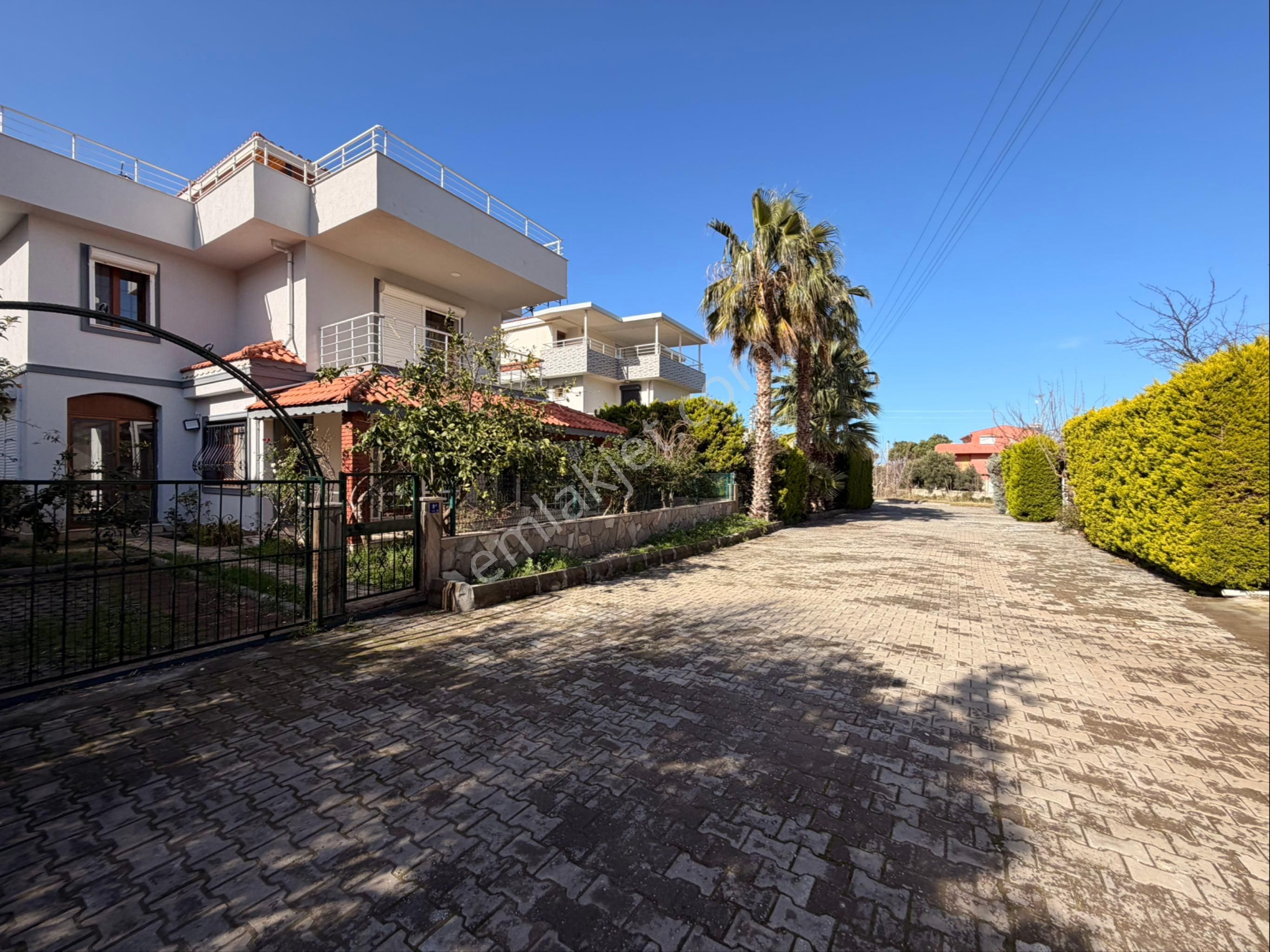 Aydın Kışadası Güzelçamlı’da Denize 400m Tek Müstakil 300m Arsa İçinde Villa - Görsel 4