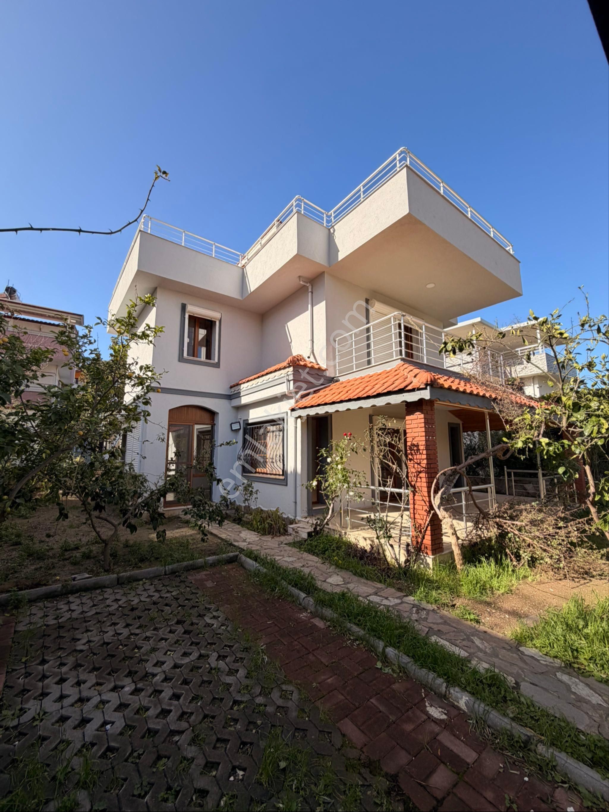 Aydın Kışadası Güzelçamlı’da Denize 400m Tek Müstakil 300m Arsa İçinde Villa - Görsel 2