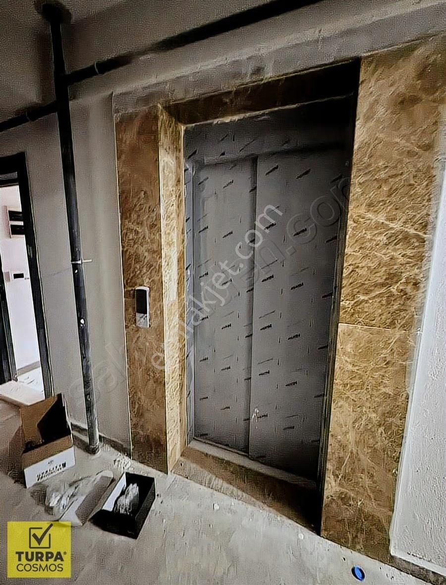 İzmir Manzaralı Sıfır 1+1 Daire