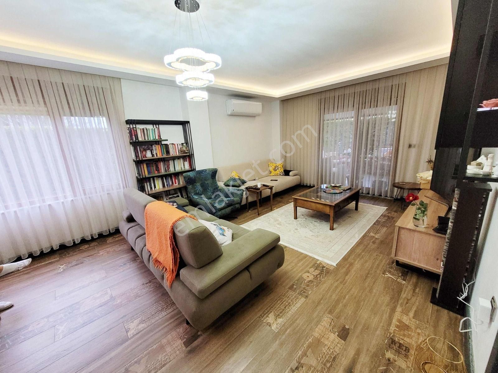 Güre'de, En Prestijli Sitede Havuzlu Ultra Lüks 3+1 Villa - Görsel 13