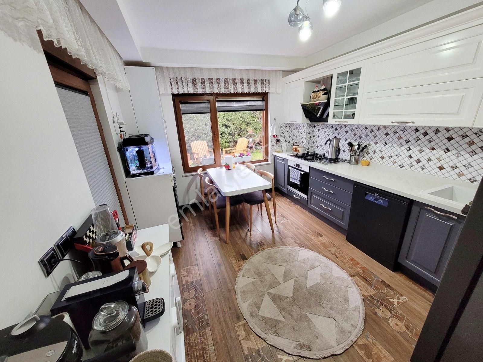 Güre'de, En Prestijli Sitede Havuzlu Ultra Lüks 3+1 Villa - Görsel 25