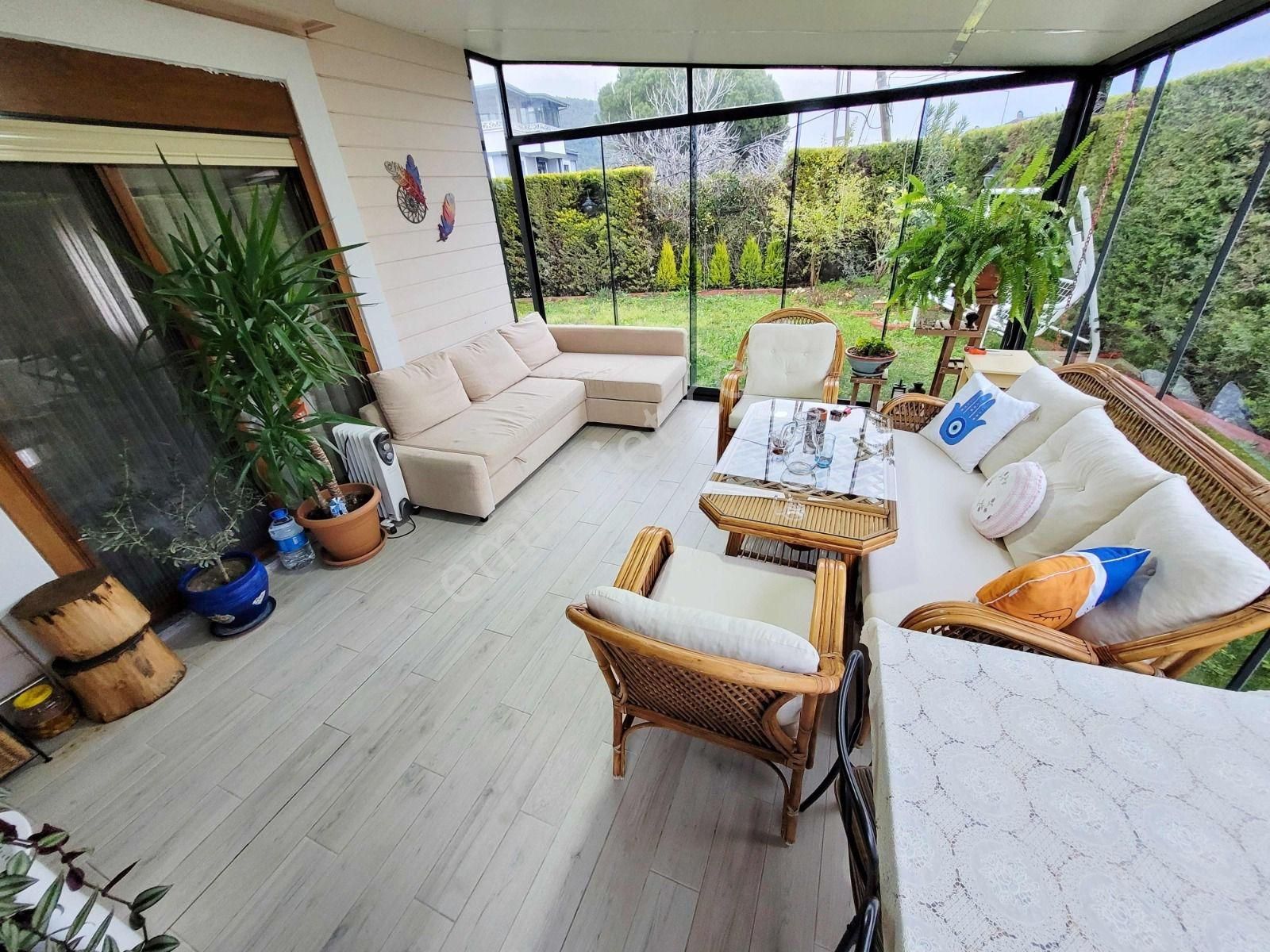 Güre'de, En Prestijli Sitede Havuzlu Ultra Lüks 3+1 Villa - Görsel 8