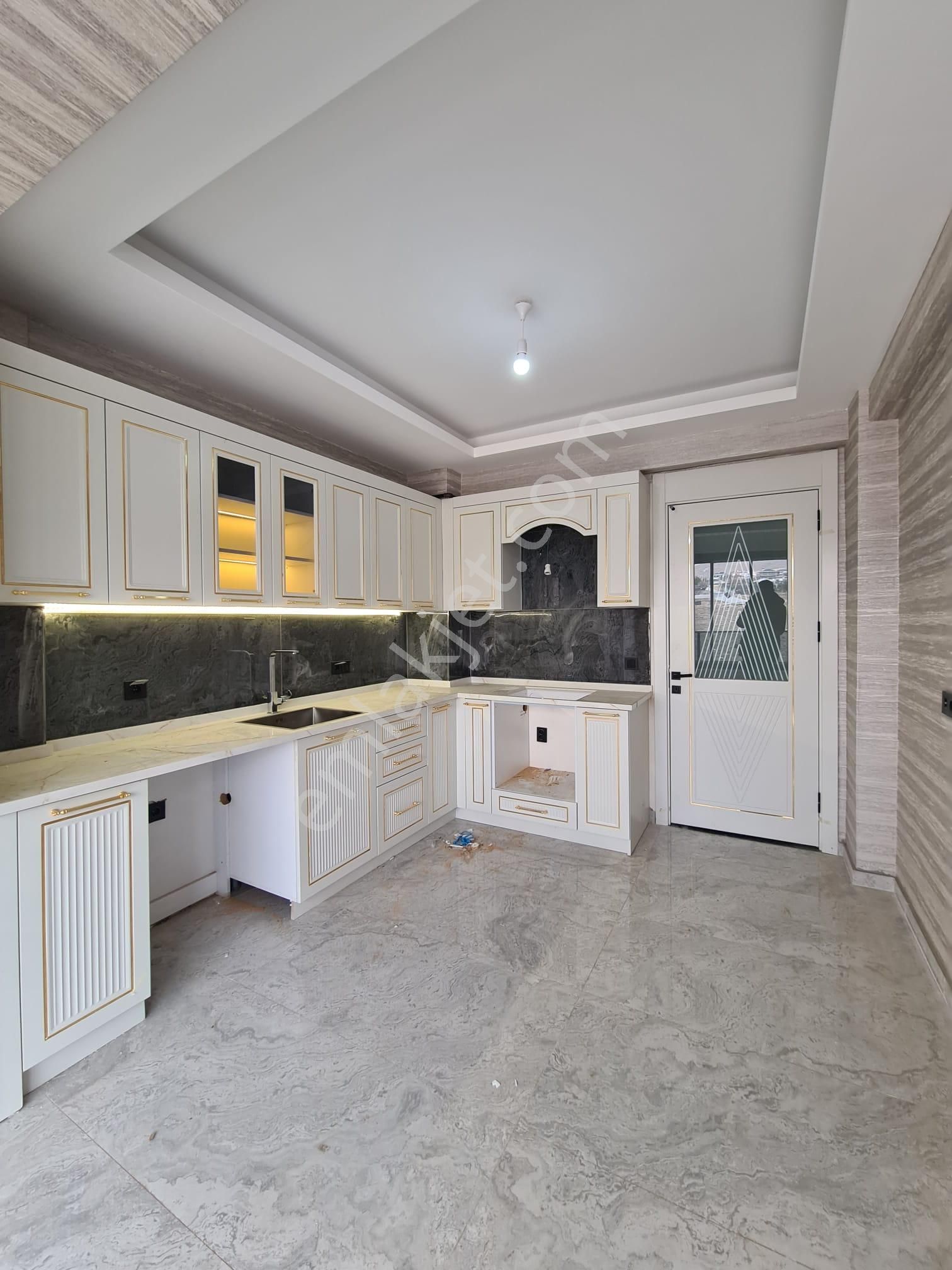 Beymira'dan Selahaddin Eyyubi Mah. Satılık 2+1 Ve 3+1 Sıfır Lüks Daireler - Görsel 2